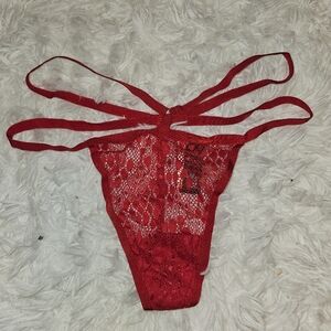 VS Lace Thong